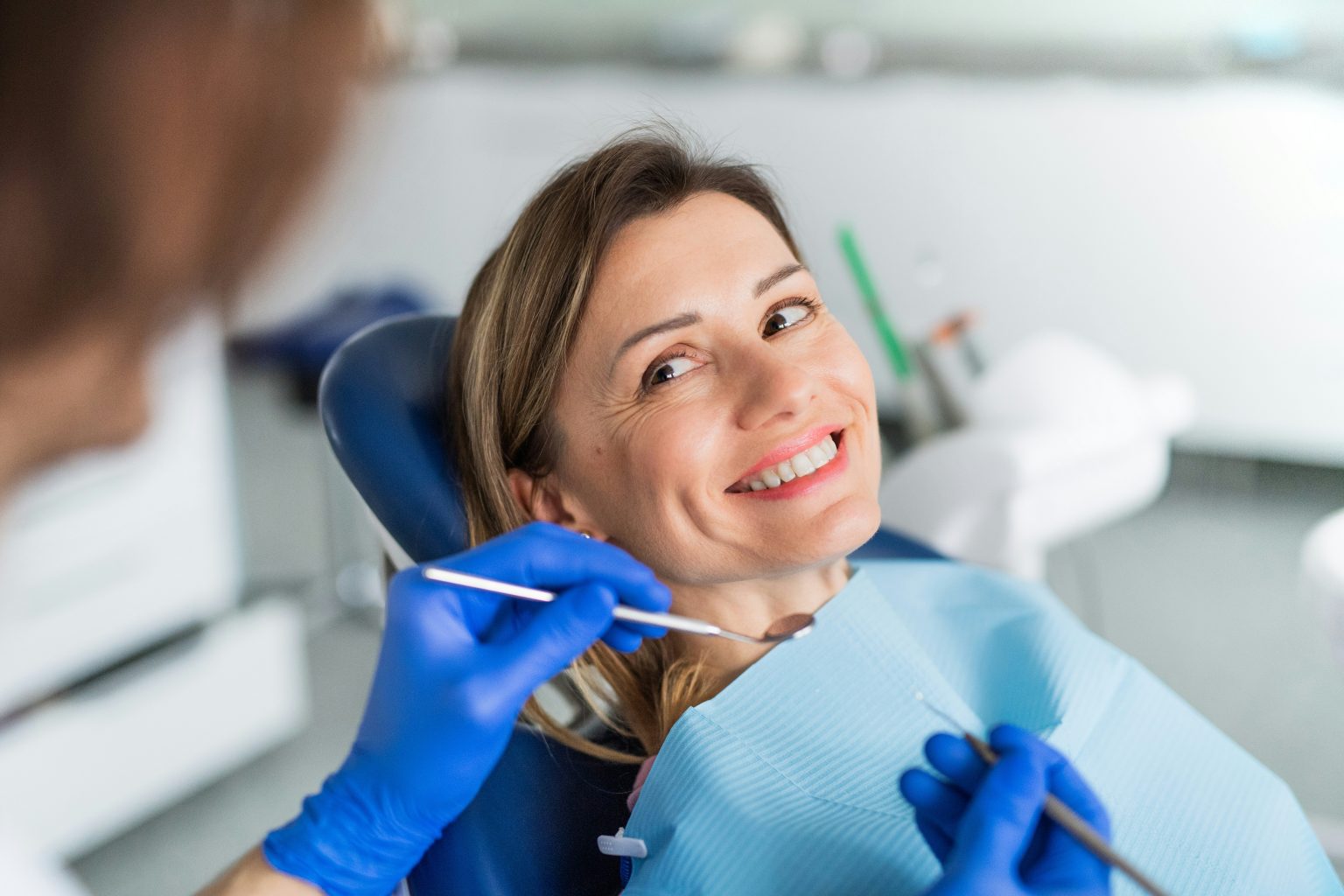 Understanding the Benefits of Dental Crowns for Oral Health