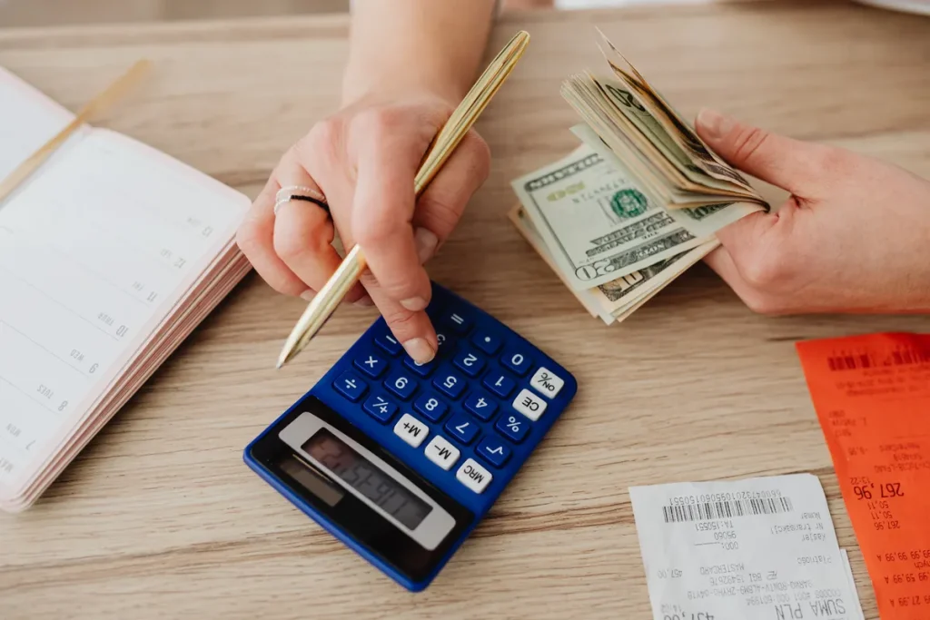 financial-imbalance-moving-in-together financial imbalance moving in together